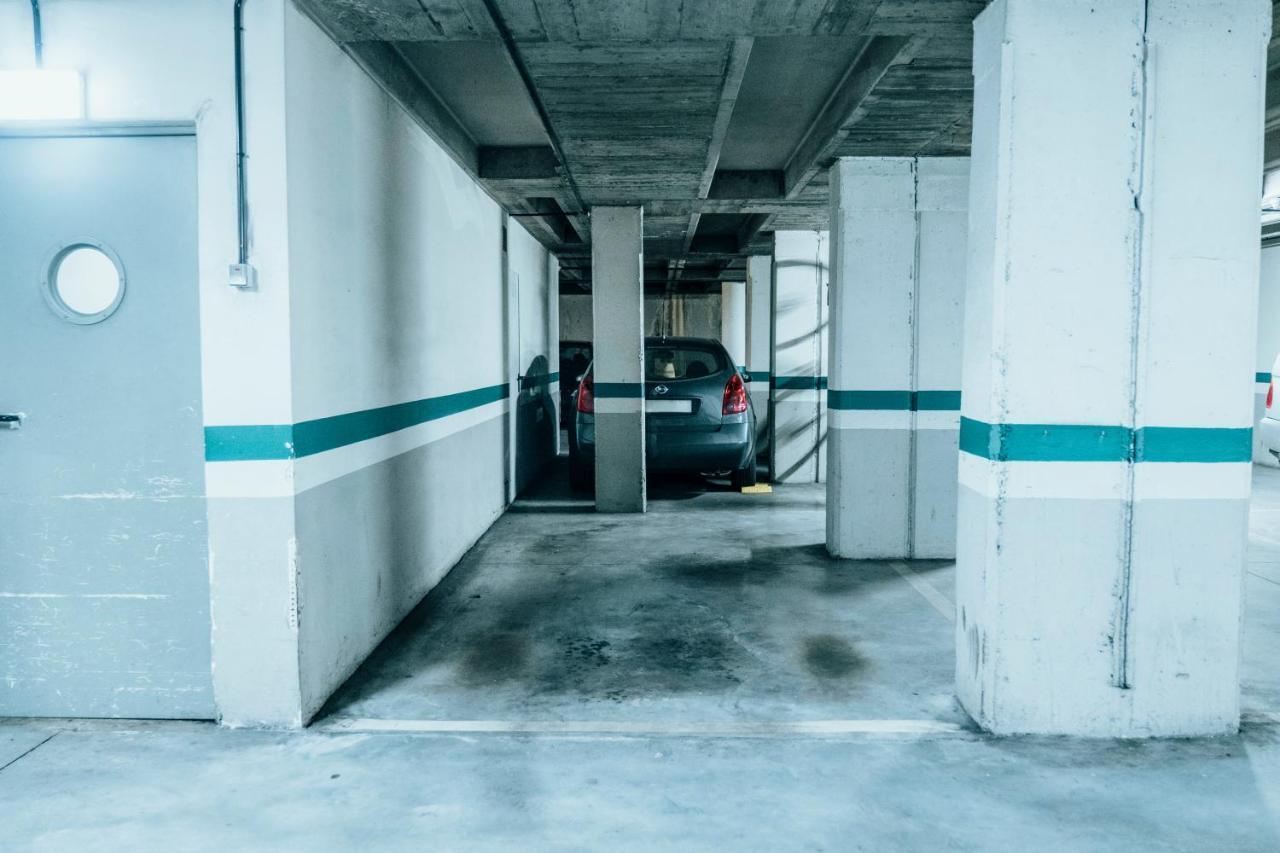 Апартаменты El Sexto De La Playa + Parking Gratis Хихон Экстерьер фото